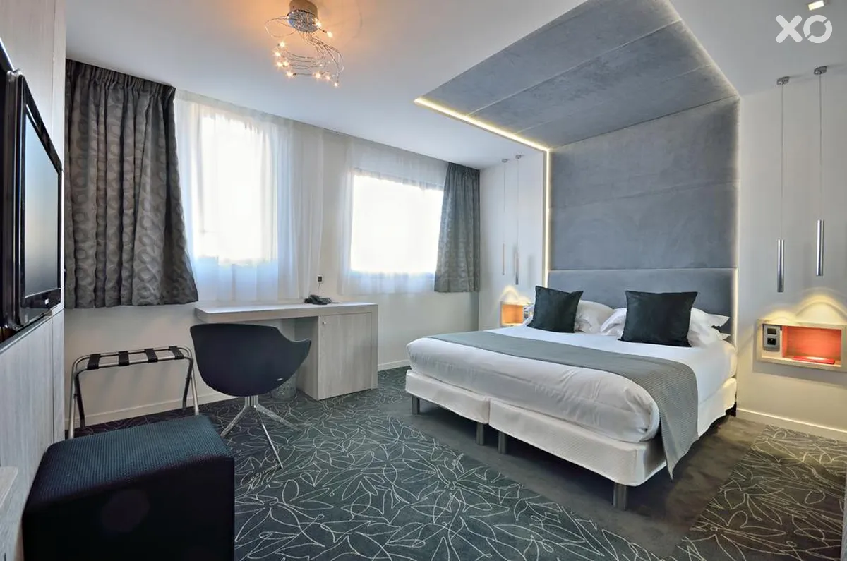 Cezanne Hotel