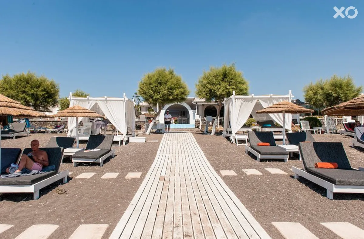 Mediterranean White Resort