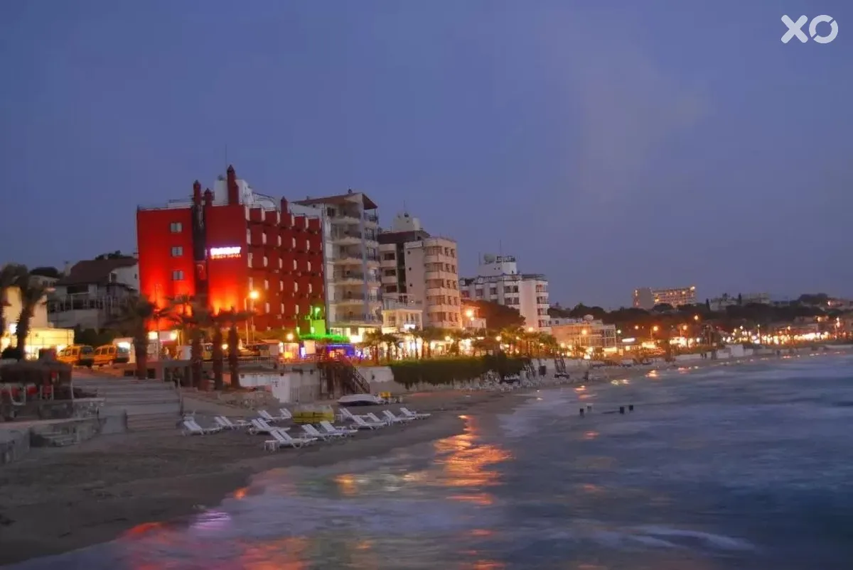 Sunday Beach Hotel