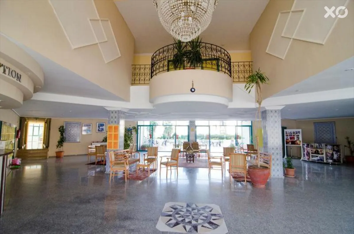 Clover Magic Park Side Hotel
