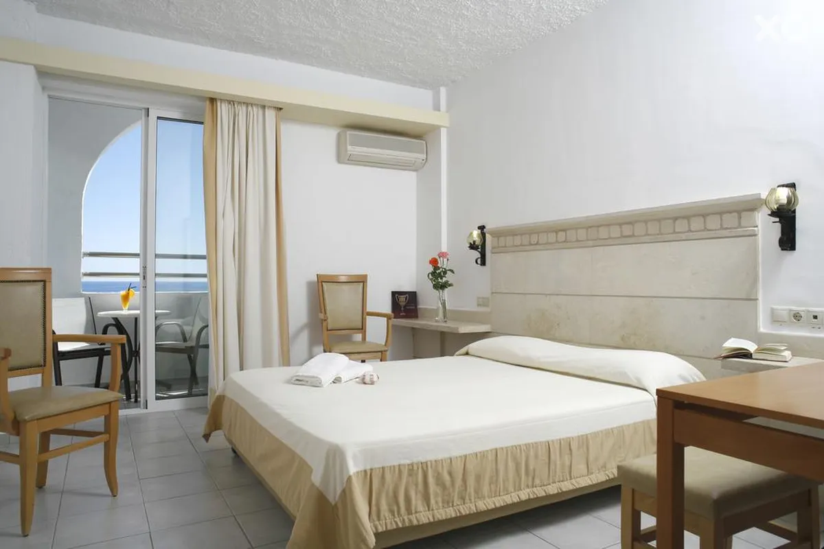 Glaros Beach Hotel