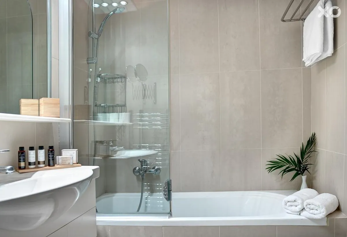 Blazer Suites Hotel