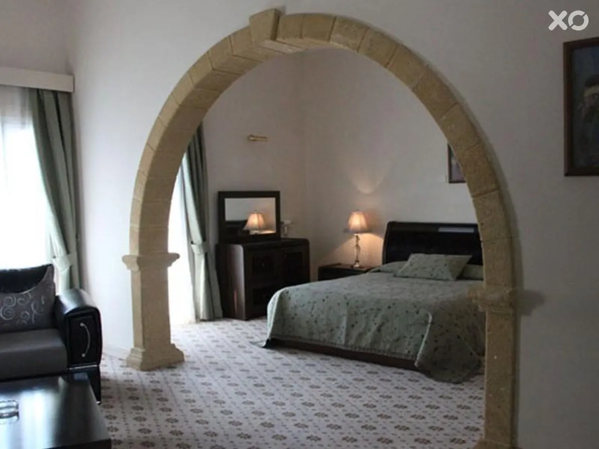 Dome Hotel