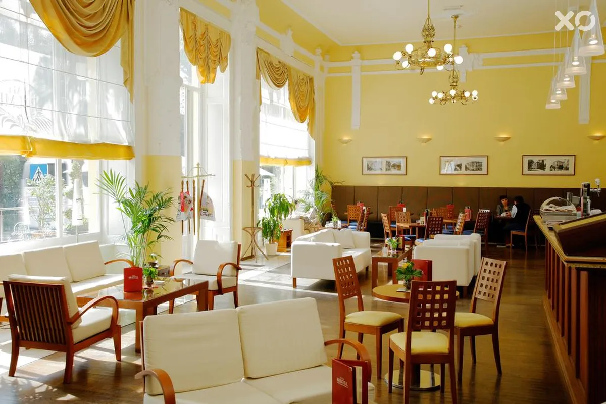 Bristol Hotel