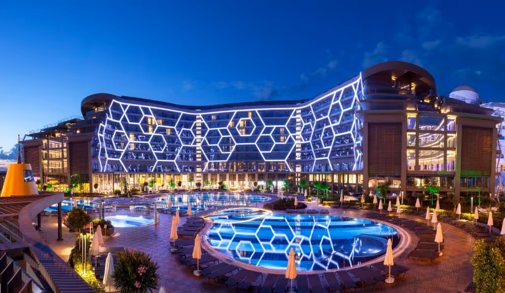 Сонячна Туреччина без зайвих турбот! Приватний пляж, басейни та аквапарк