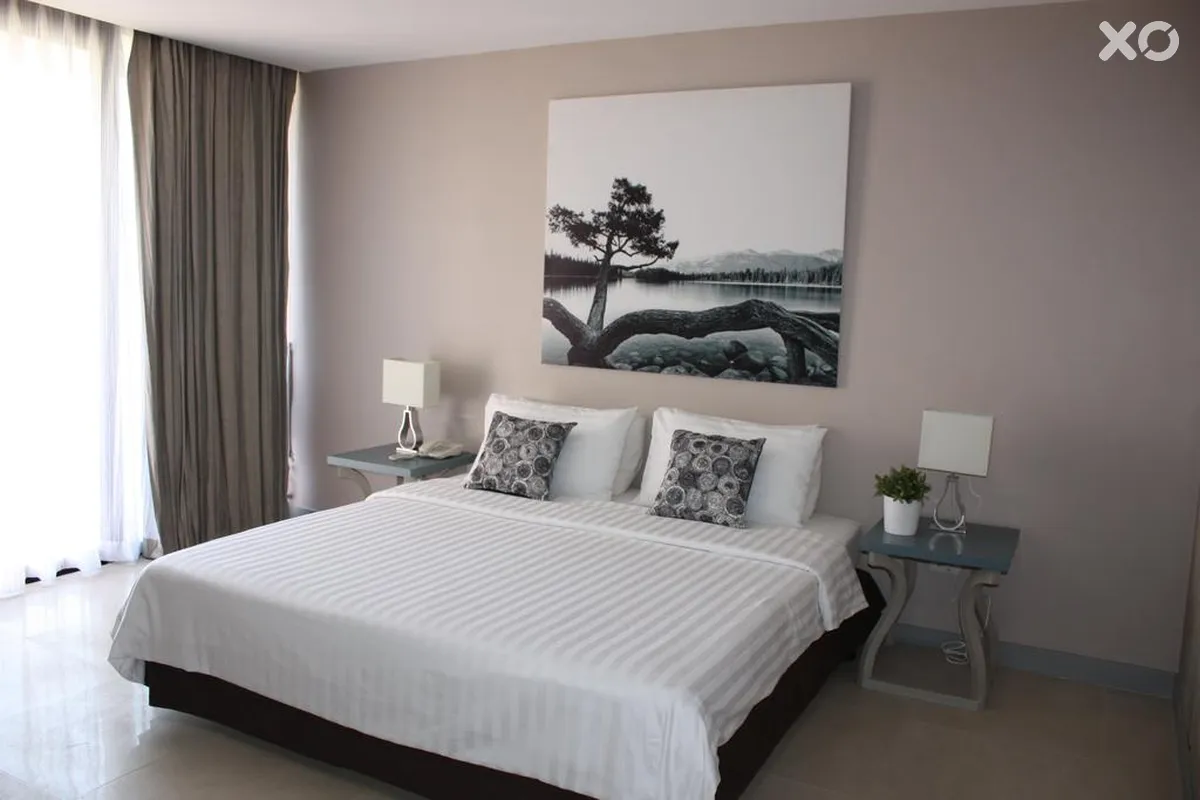 Tropicana Hotel