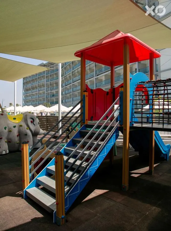 Asterias Beach Hotel