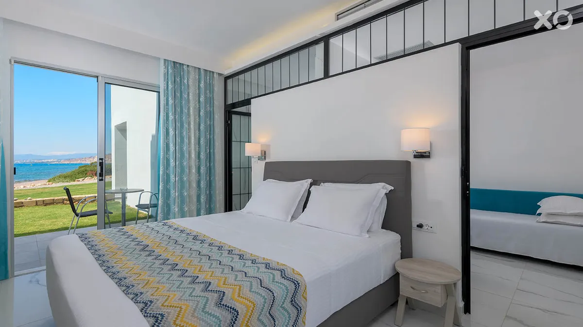 Serene Bay Hotel