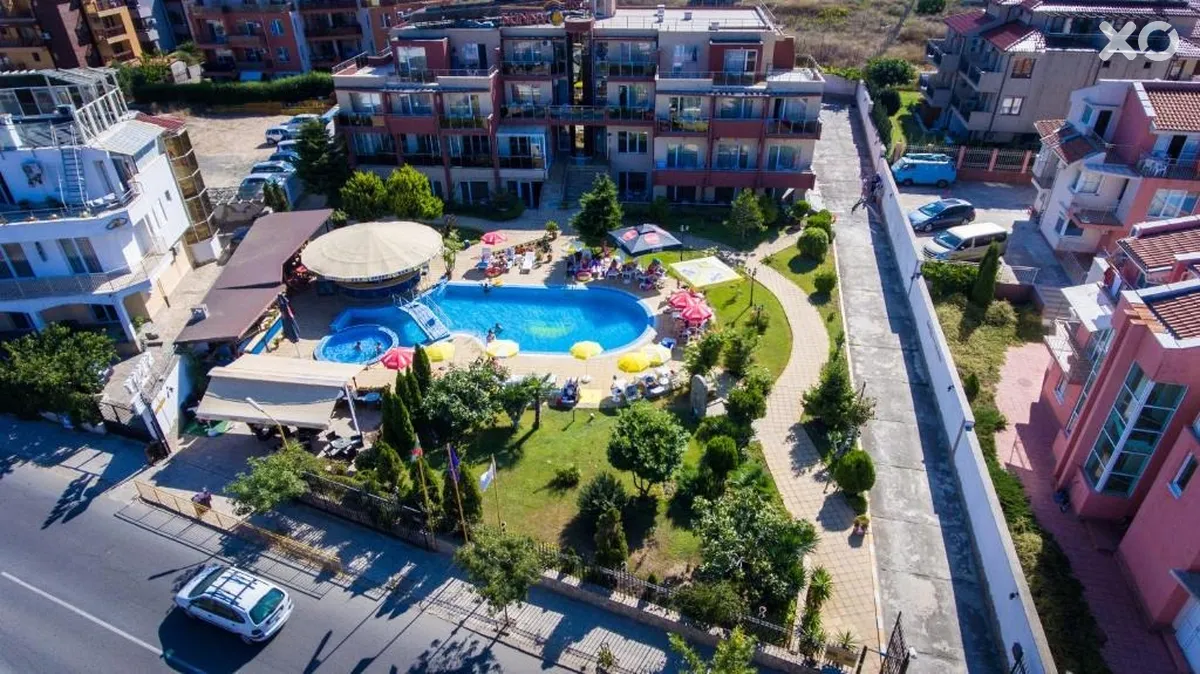 Sunny Hotel