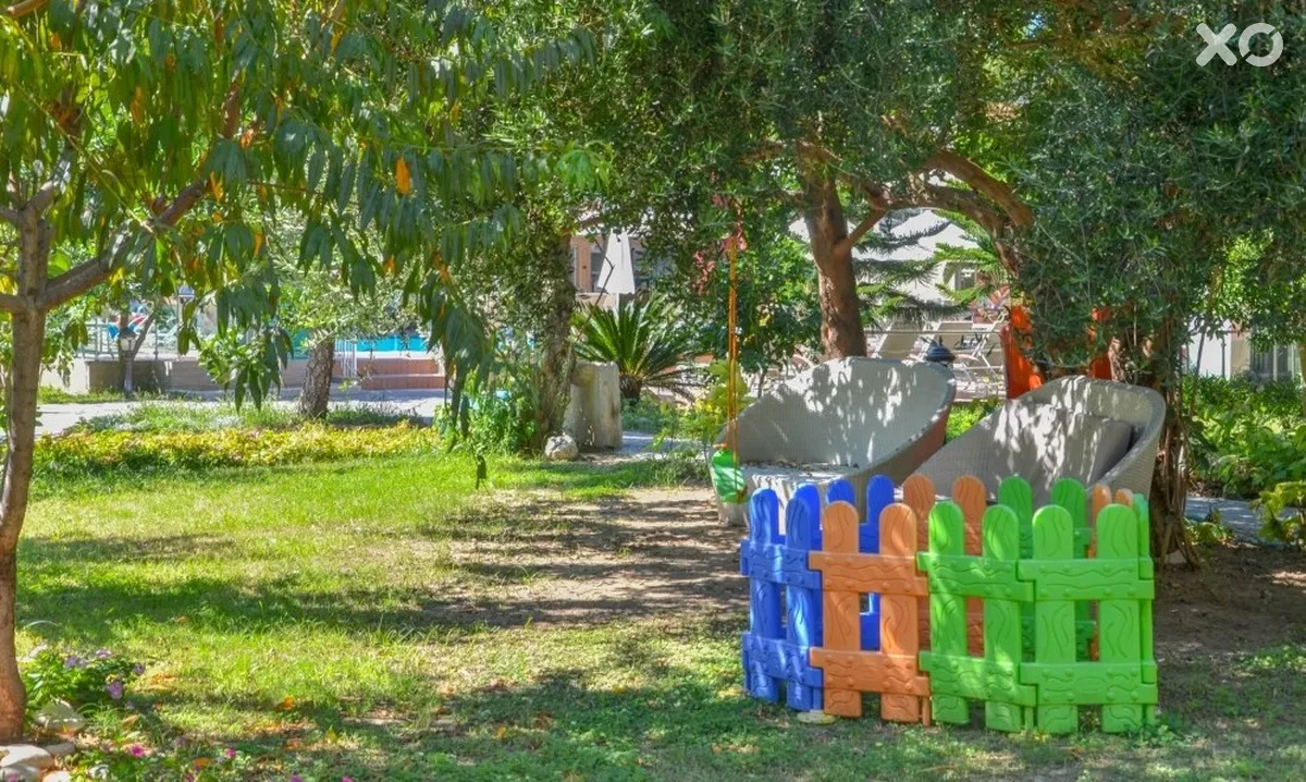 Clover Magic Altinkum Park Side