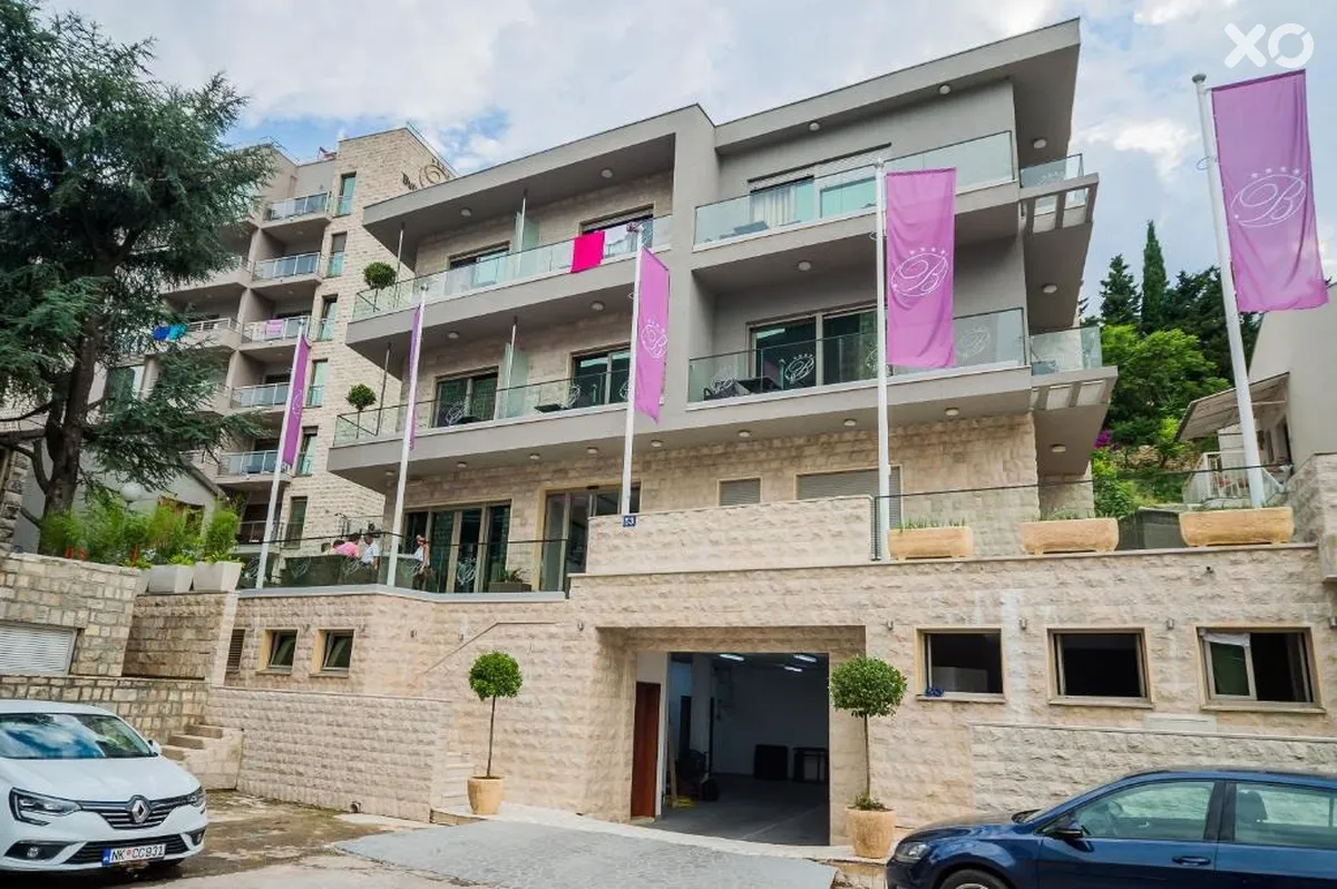 Butua Residence