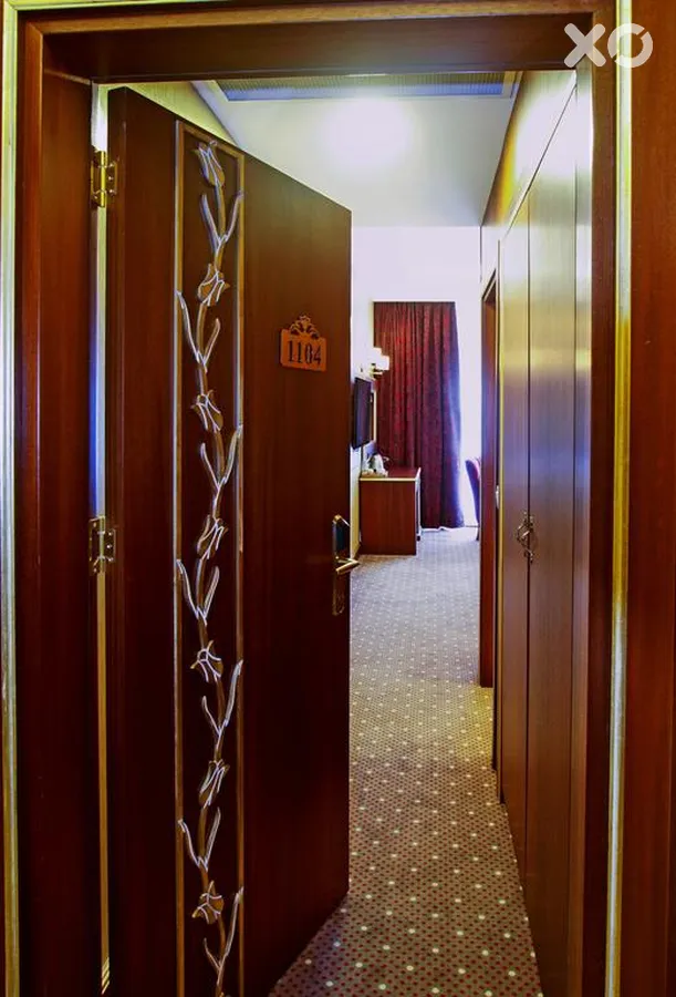 Mb Deluxe Hotel