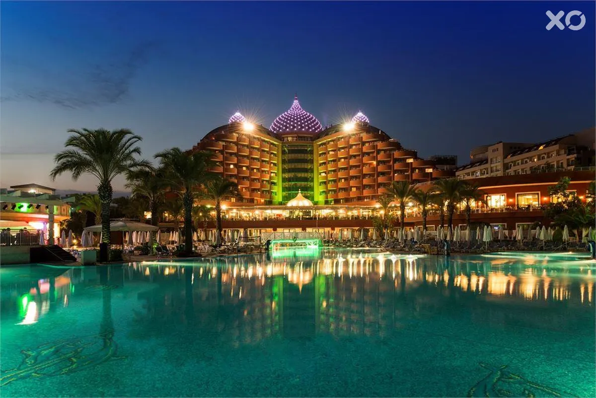 Delphin Palace