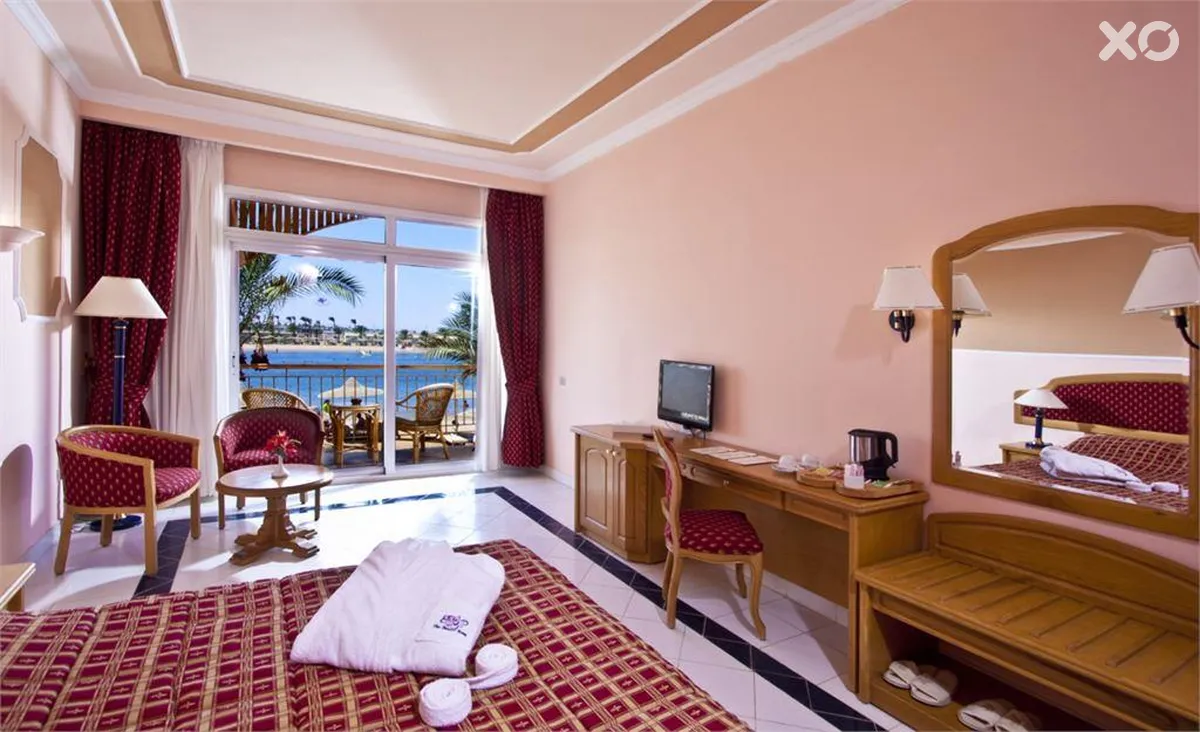 Desert Rose Resort