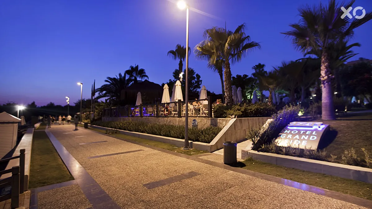 Grand Side Hotel