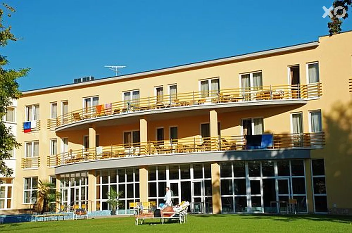 Hunguest Hotel Apollo