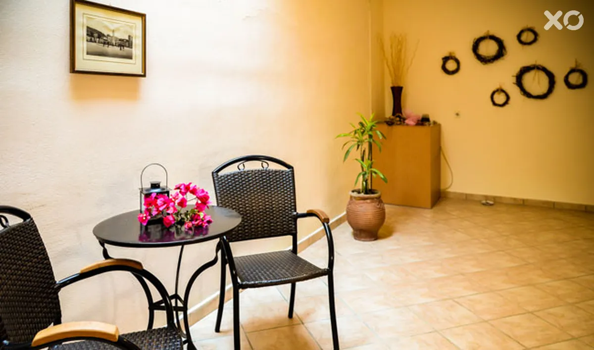 Remezzo Studios & Apartments