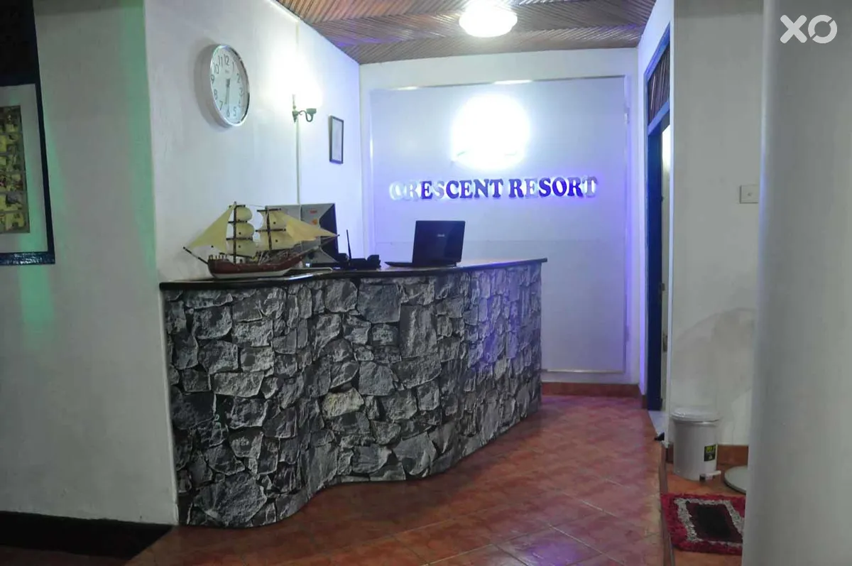 Crescent Resort