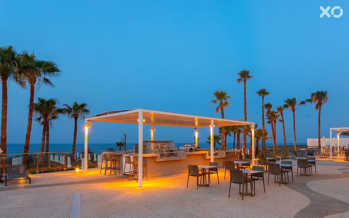 Leonardo Crystal Cove Hotel & Spa by the Sea