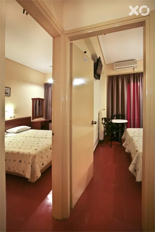 Bakos Hotel