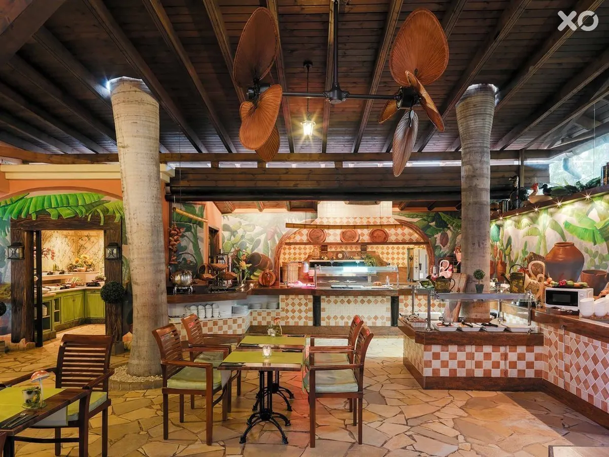 Green Garden Resort & Suites