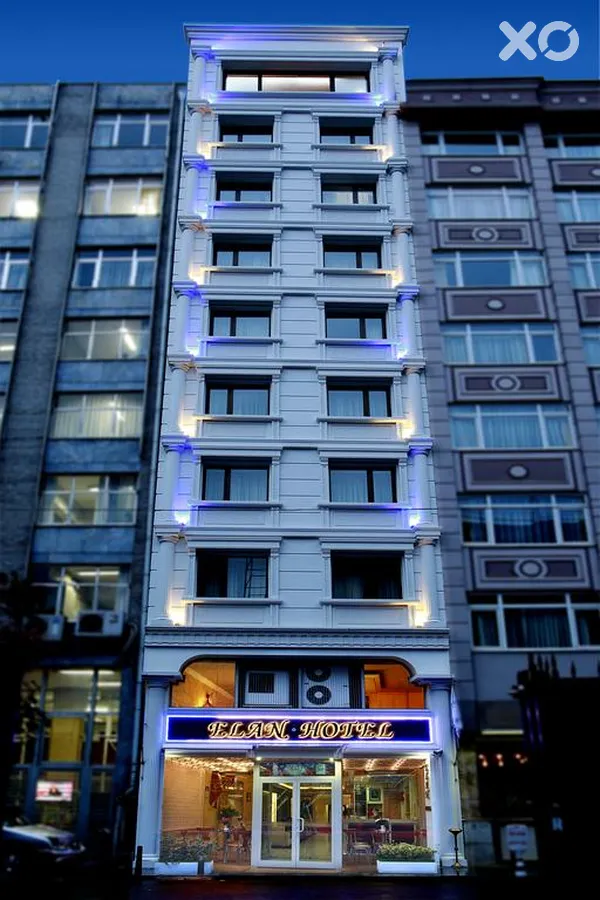 Elan Hotel