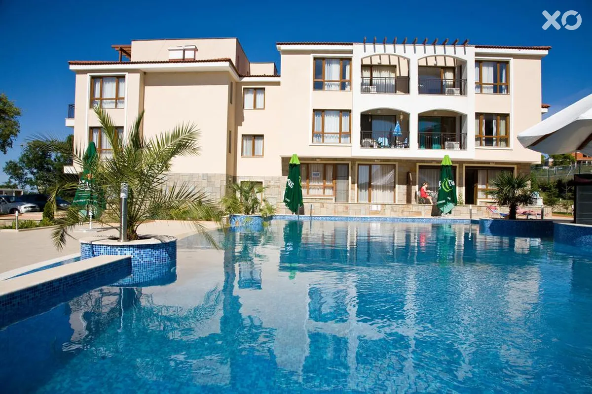 Bay Apartments