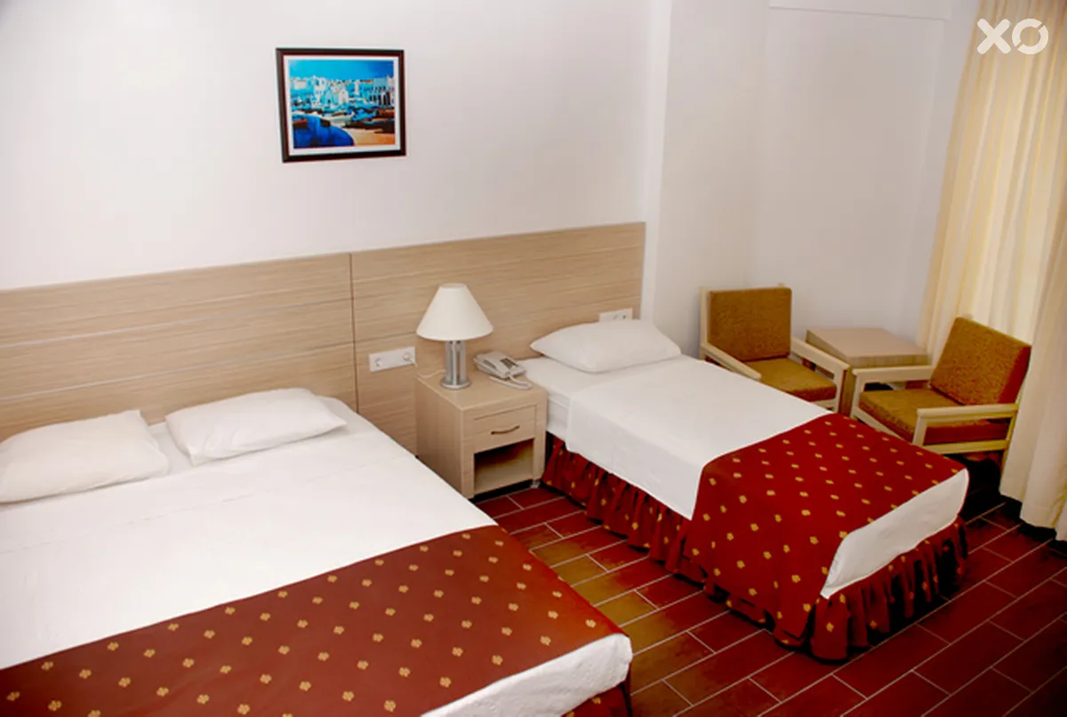 Boulevard Hotel