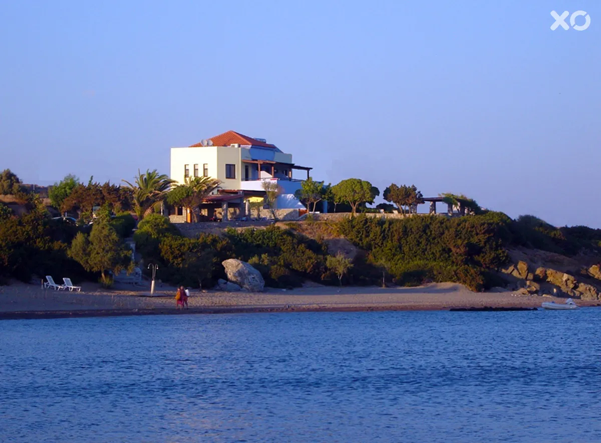 Paraktio Beach Apartments