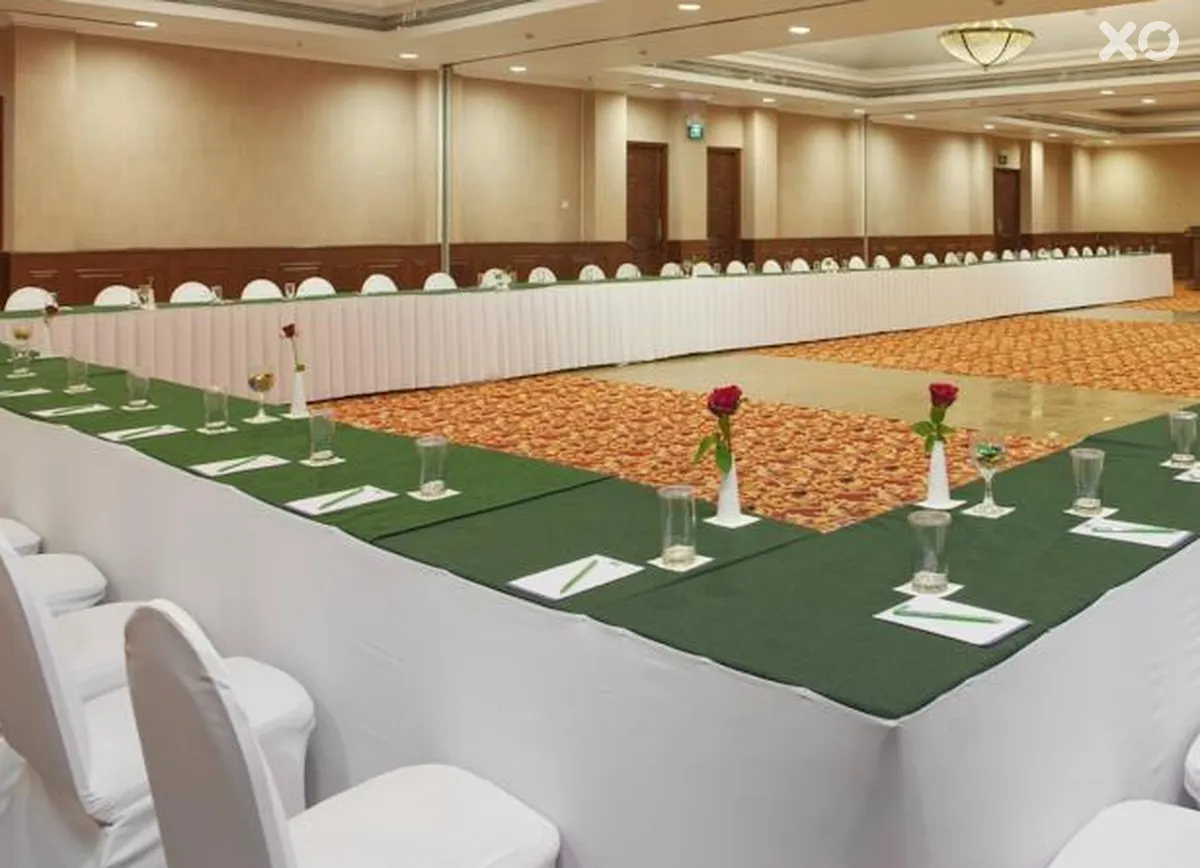 Holiday Inn Resort