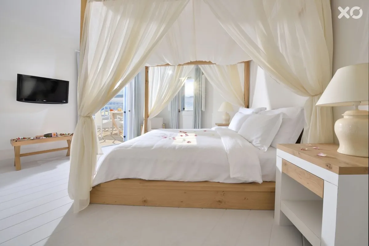 Saint John Hotel & Villas