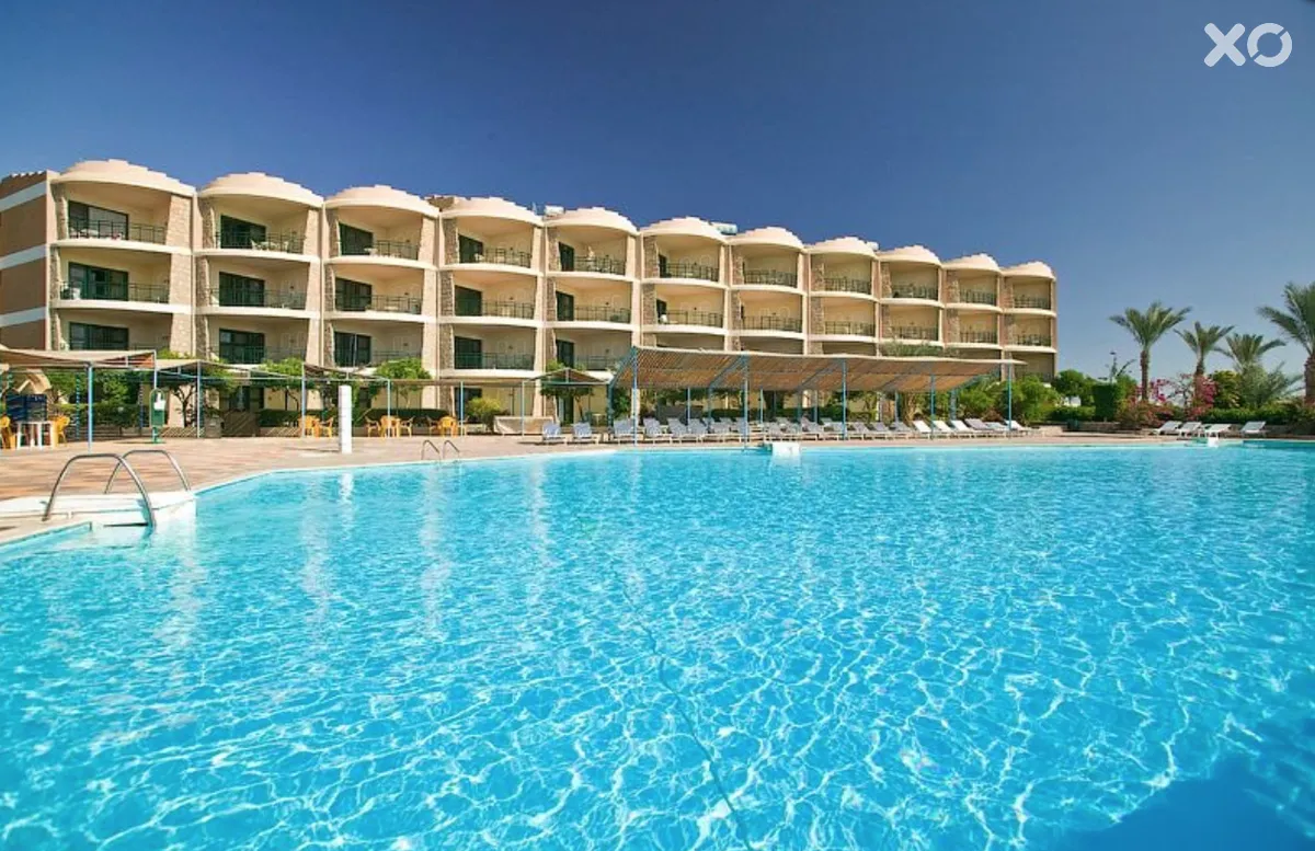 El Samaka Beach Hotel