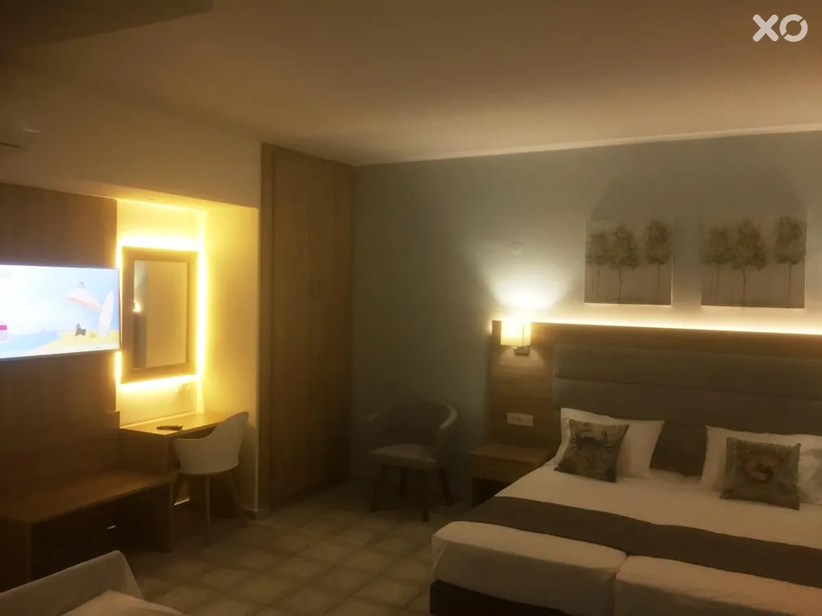 Aristo Apts