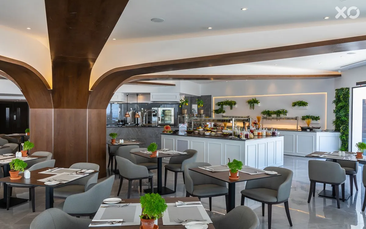 Leonardo Crystal Cove Hotel & Spa by the Sea