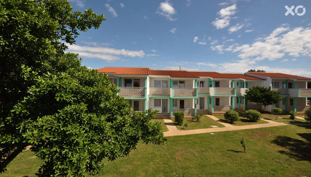 Kazela Apartments