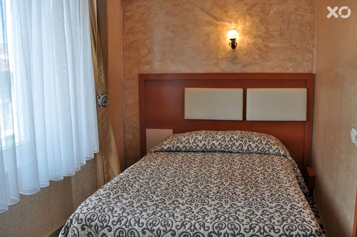 Kaya Madrid Hotel