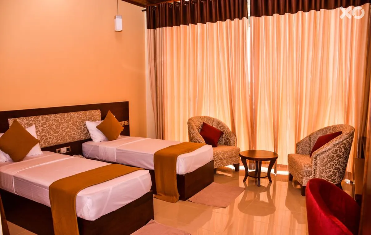 Lavinia Hotel