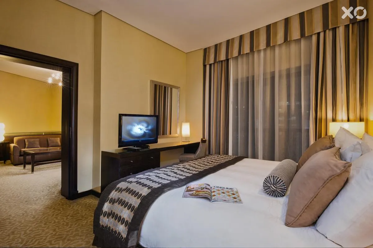 Time Oak Hotel & Suites