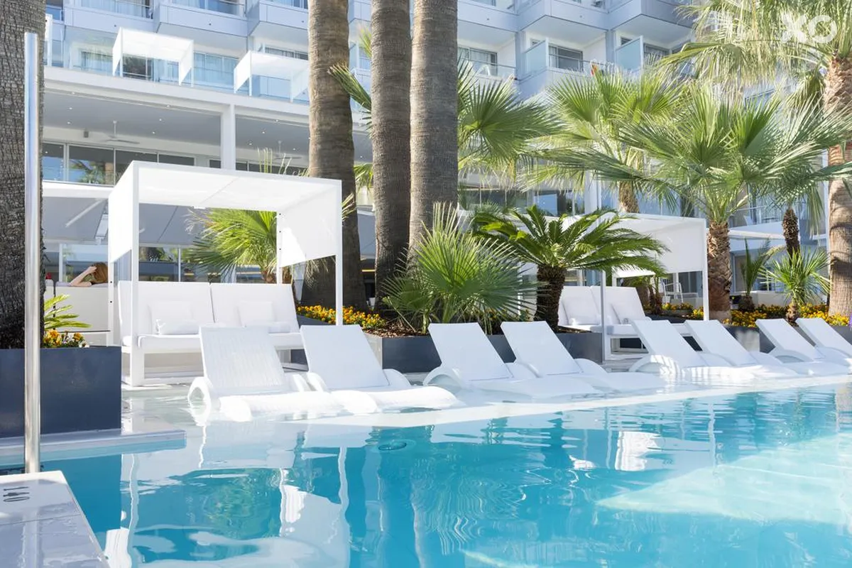 Reverence Mare Hotel