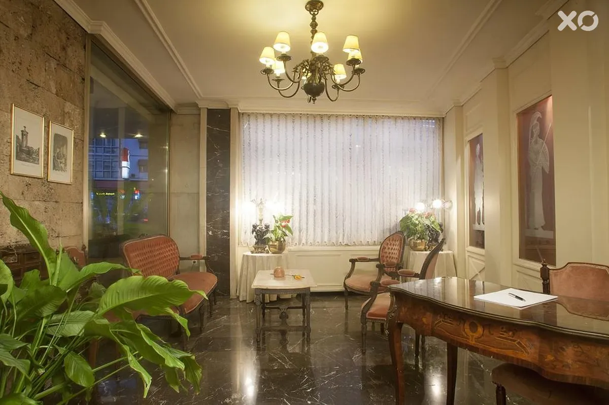 Ilisia Hotel