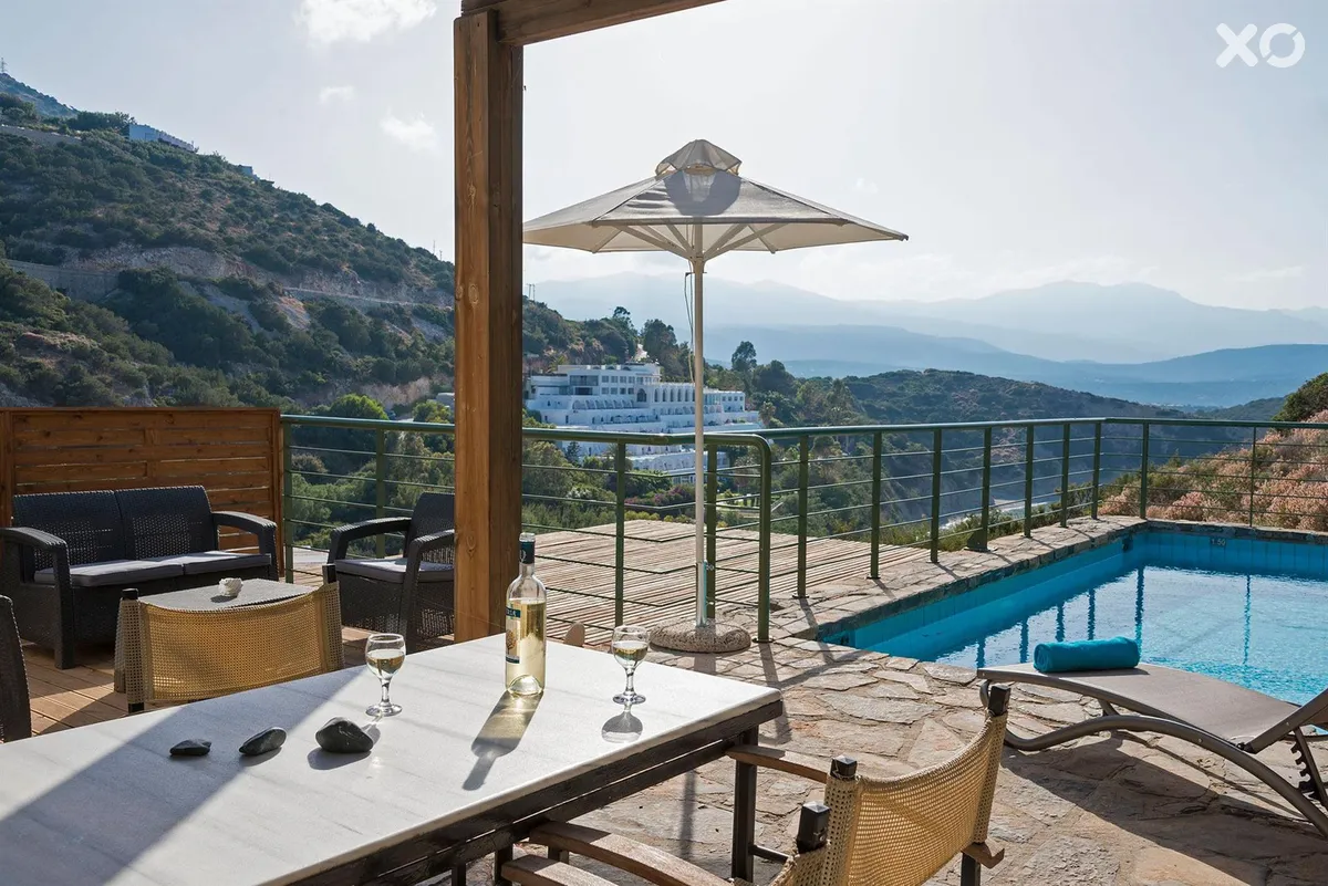 Istron Villas