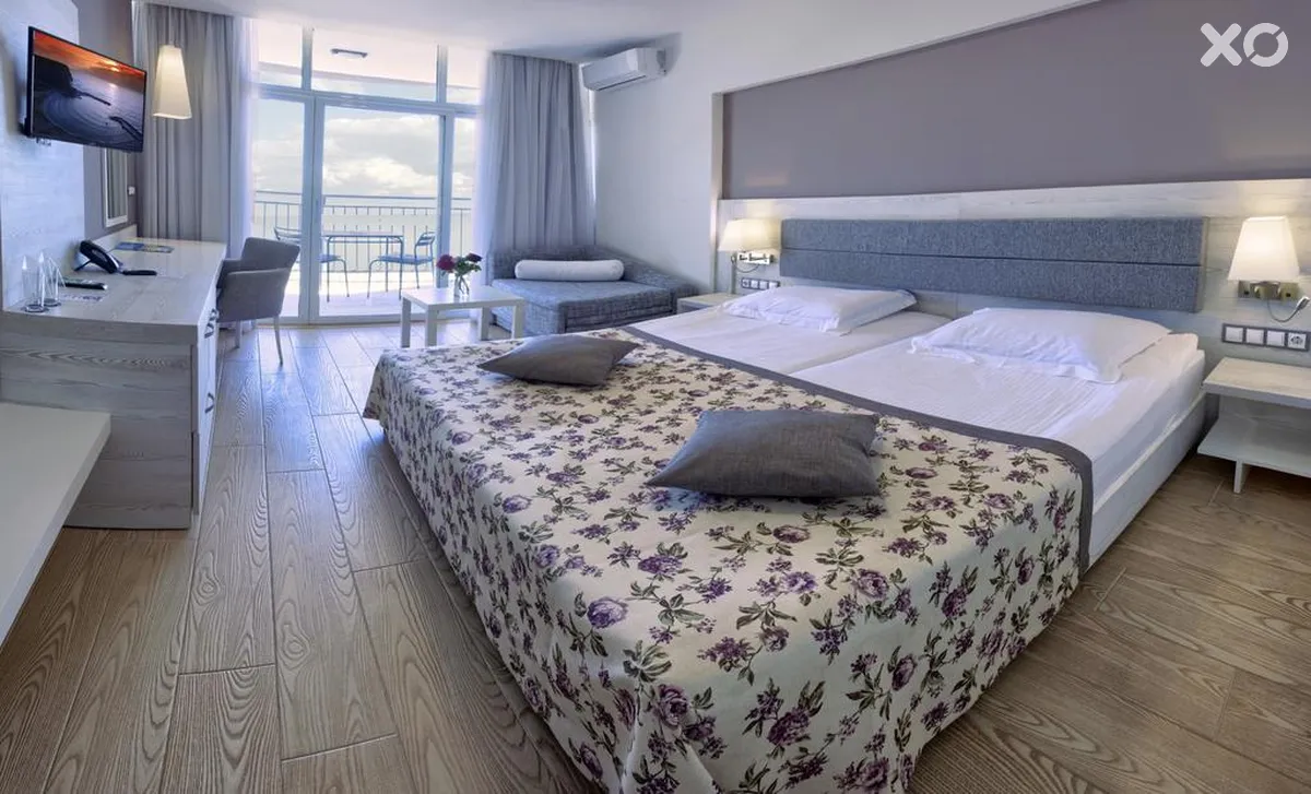Luna Hotel