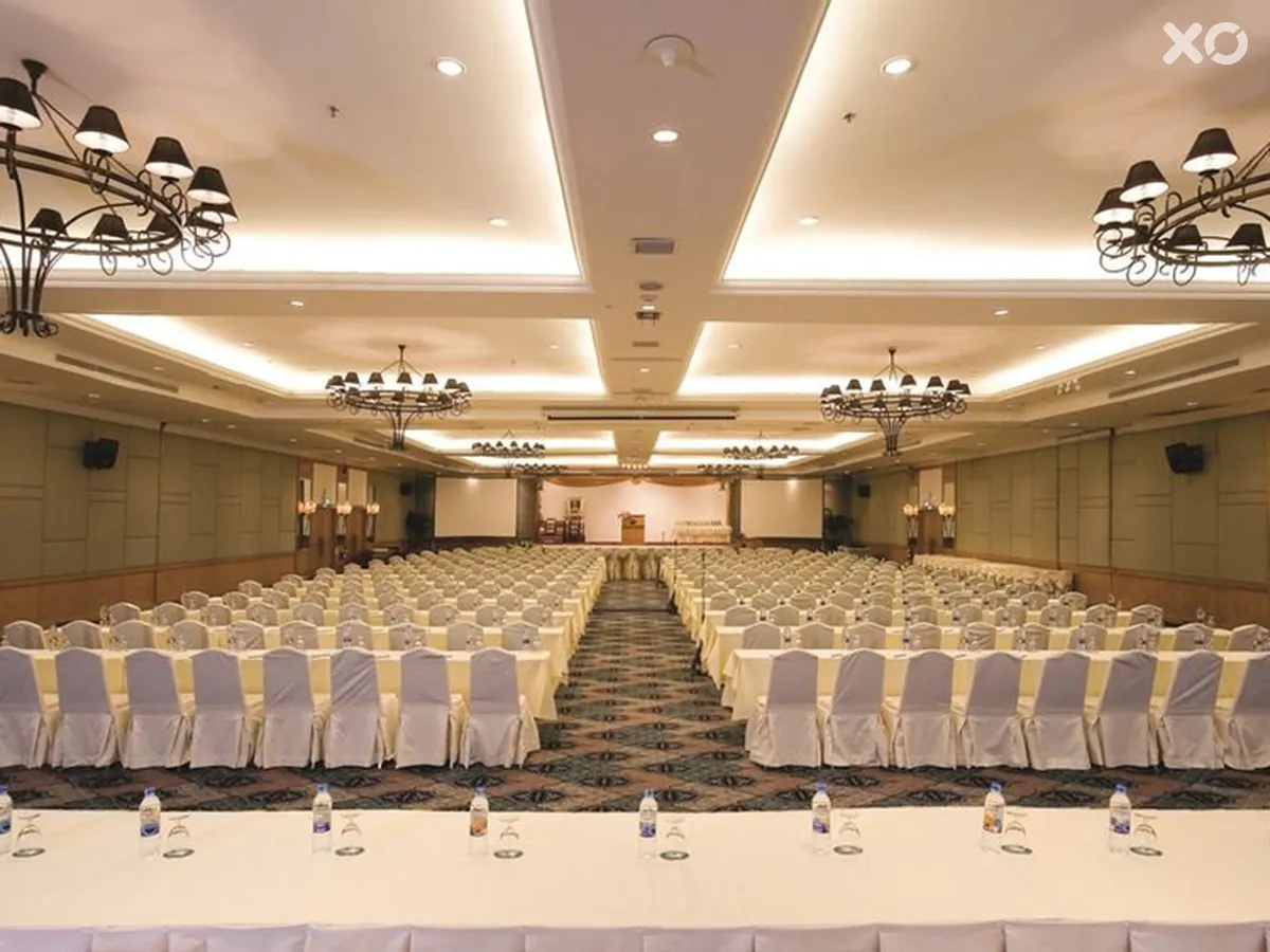 Jomtien Palm Beach Hotel & Resort