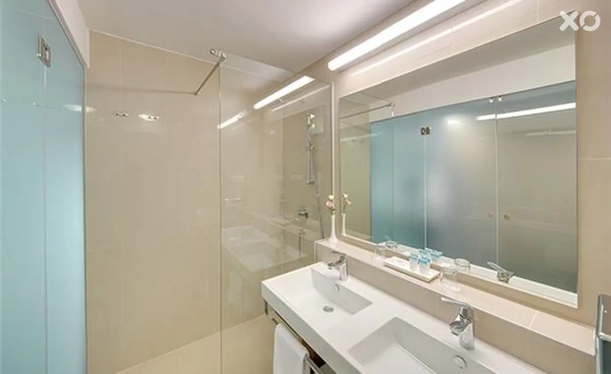 Valamar Isabella Island Resort