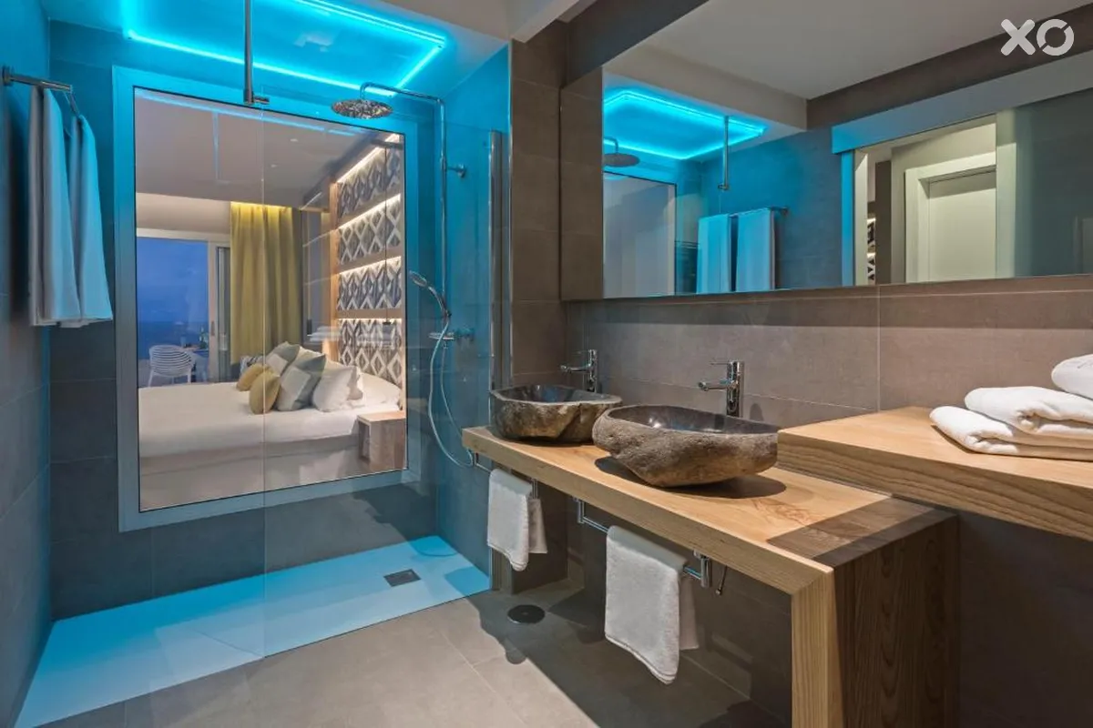 Atlantic Mirage Suites & Spa