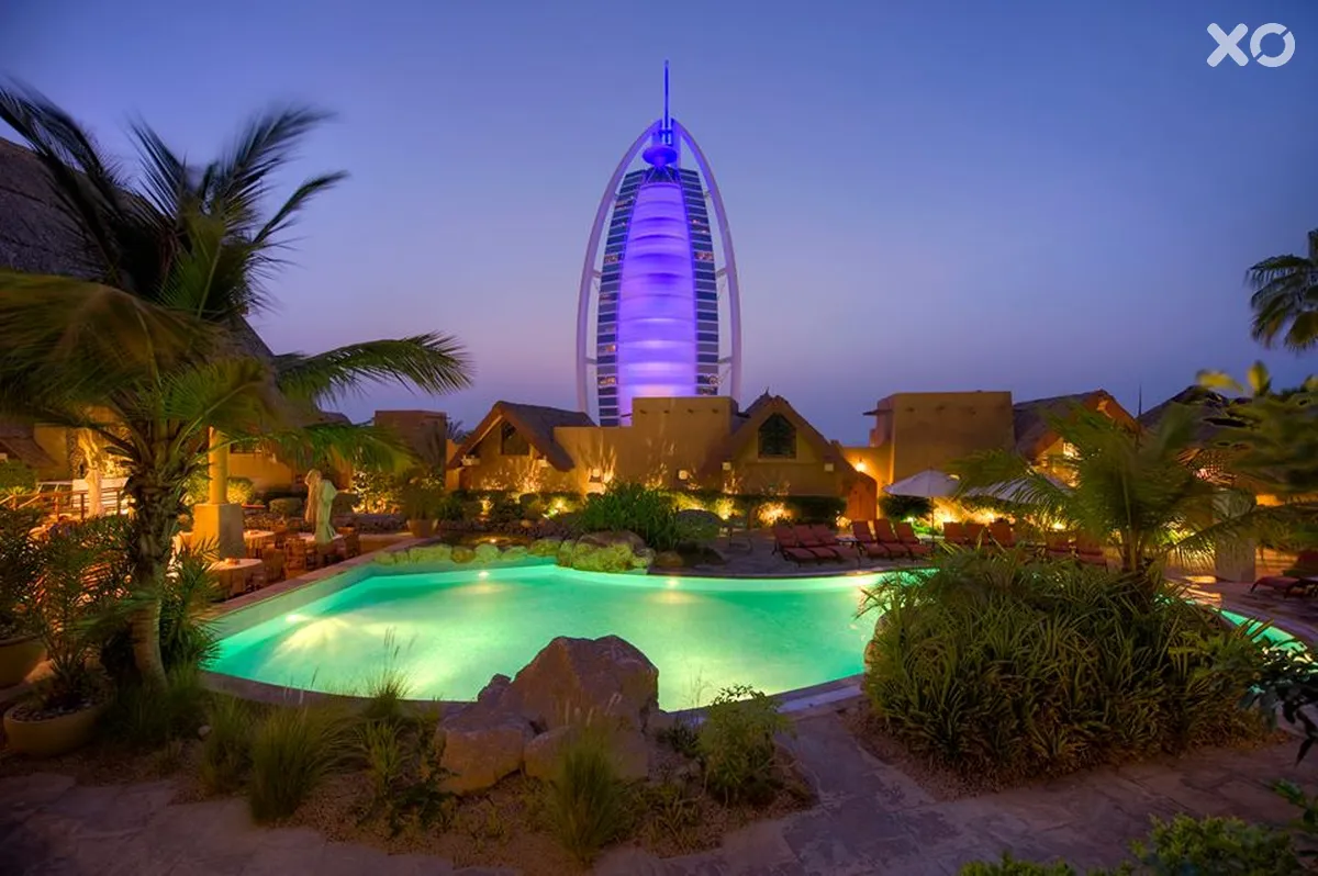 Jumeirah Beach Hotel & Beit Al Bahar Villas