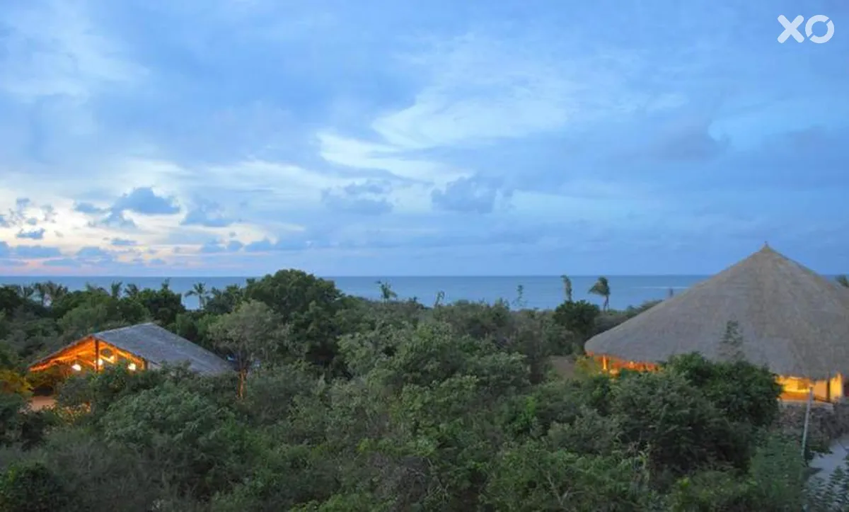 Giman Free Beach Resort