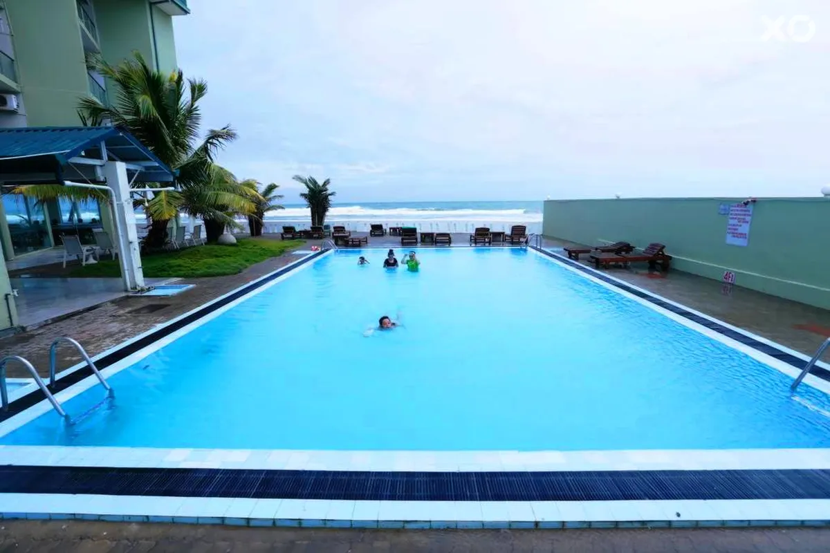 Hikkaduwa Beach Hotel