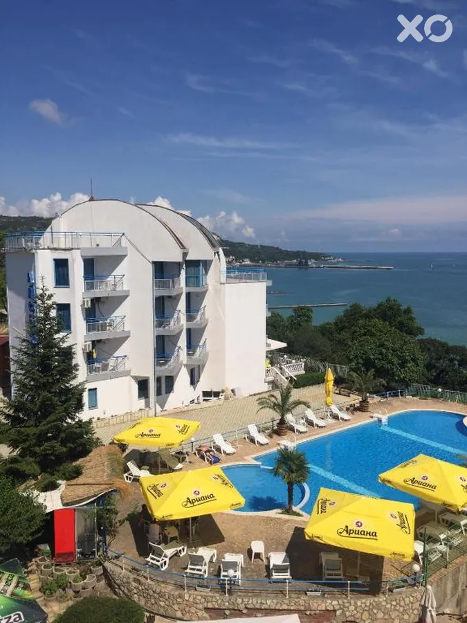 Iceberg Hotel