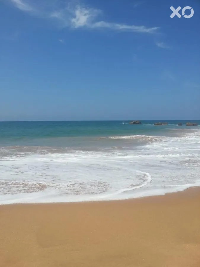Sapphire Seas Beachfront Hotel